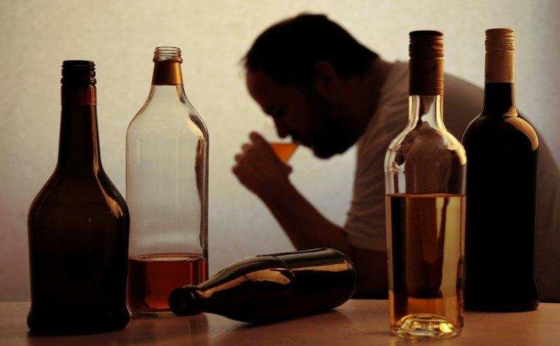 अगर आप भी पीते हो ज्यादा शराब तो एक बार जरुर पढ़ें ये खबर