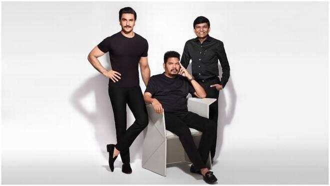 Ranveer Singh: रोबोट डायरेक्टर शंकर की अगली फिल्म में नजर आएंगे रणवीर सिंह, किया ऐलान