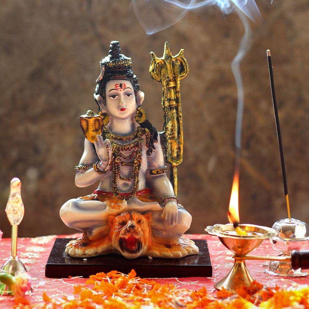 Bhaum pradosh vrat 2021: आज है भौम प्रदोष व्रत, जानिए शुभ मुहूर्त, पूजा विधि और नियम
