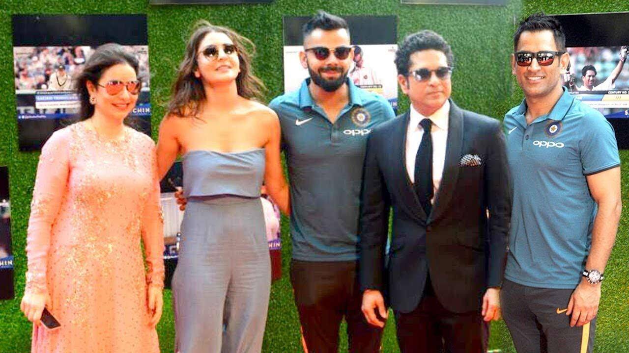 विराट अनुष्का के साथ पूरी भारतीय टीम ने देखी सचिन के जीवन की कहानी