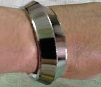 क्या आप भी फैशन में पहनते हैं कड़े, तो जरुर पढ़े ये खास खबर