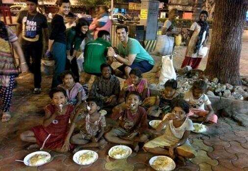 गरीबी के खिलाफ पाक का सर्जिकल स्ट्राइक -रोटी ,कपड़ा  ,मकान सरकार की जिम्मेदारी