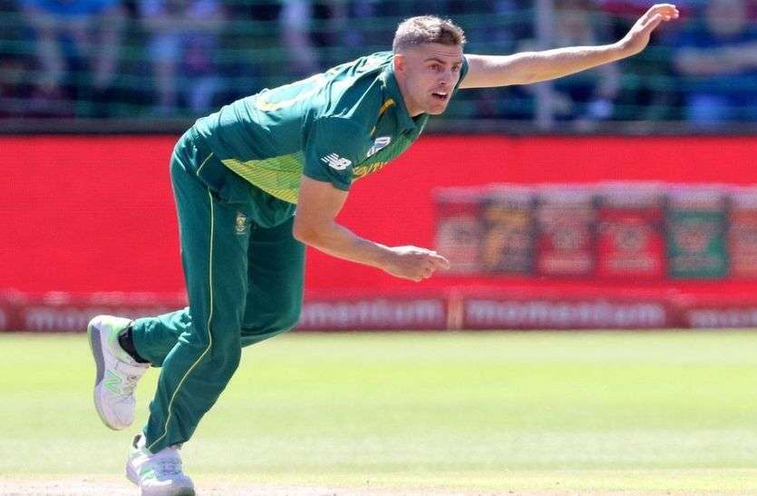 IPL 2021 से ठीक पहले Delhi Capitals के इस  गेंदबाज ने वनडे मैच में दिखाया दम