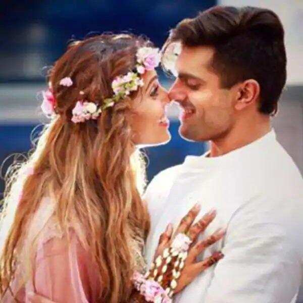 Bipasha Basu Birthday: करण सिंह ग्रोवर के साथ शादी करने से पहले इन हैंडसम हंक्स को डेट कर चुकी हैं बंगाली बाला