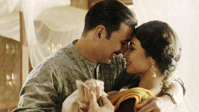 गोल्ड का पहला गाना रिलीज मराठी में मौनी से इश्क फरमाते हुए दिखे अक्षय