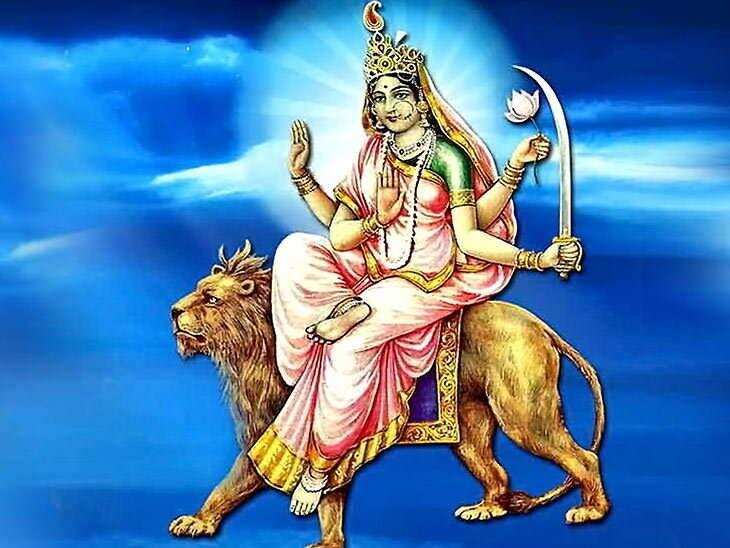 Maa chandraghanta puja mantra: नवरात्रि तीसरा​ दिन, आज करें मां चंद्रघंटा के इन मंत्रों का जाप