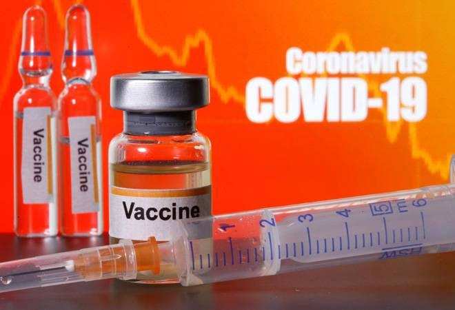 Covid-19 Vaccine: रूस में अक्टूबर से बड़े पैमाने पर कोरोना टीका लगाने की तैयारी
