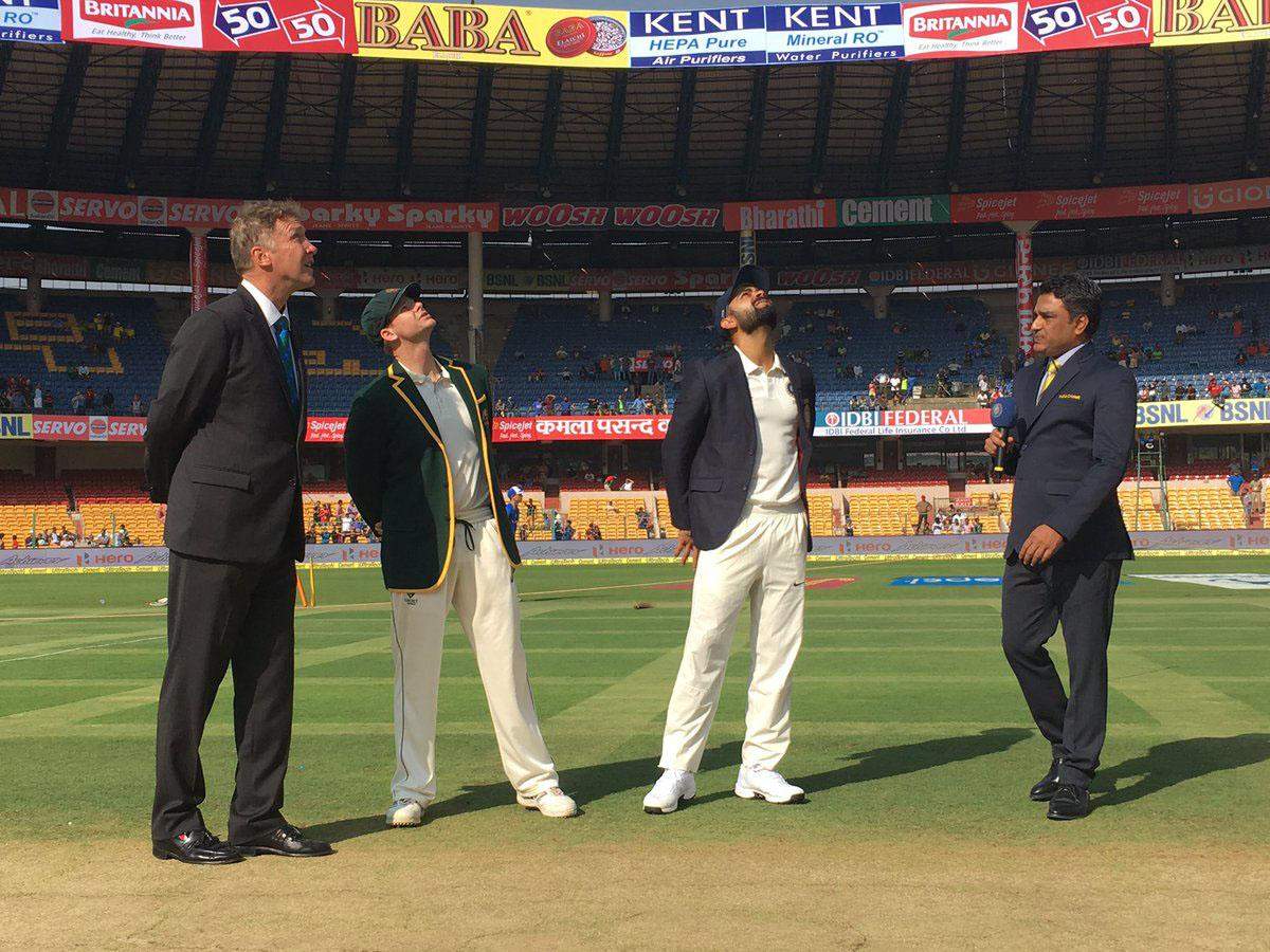 बेंगलुरू टेस्ट : भारत ने जीता टॉस, पहले बल्लेबाजी