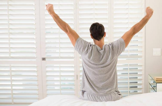 Morning routine: सुबह जल्दी उठने की सामान्य गलतियों को छोड़ दें
