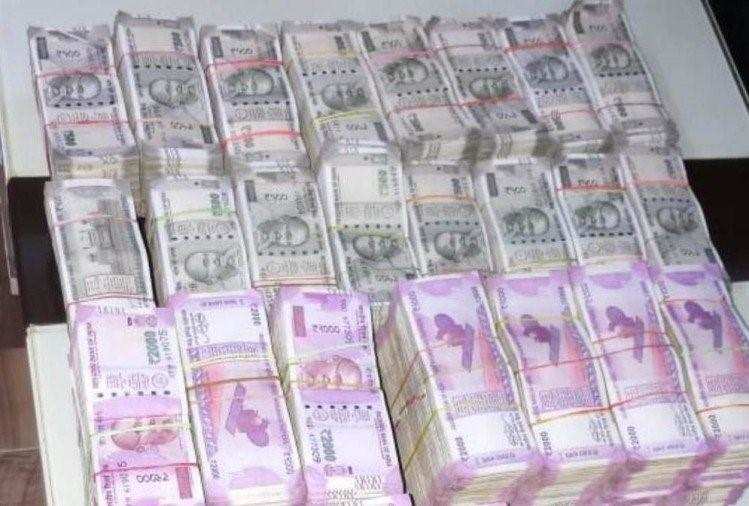 Fake Notes deposited in RBI: नोटबंदी के बाद बैंकों ने RBI को लगाई बड़ी चपत, 1 करोड़ के जमा कराए नकली नोट