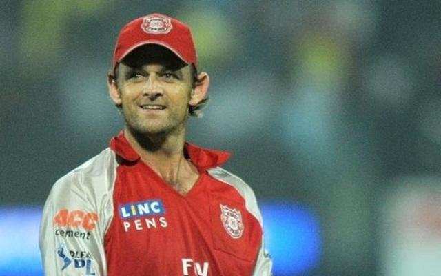 IPL के 5 ऐसे महान कप्तान  जिन्होंने  खराब प्रदर्शन के बाद खुद को प्लेइंग XI  से कर दिया था बाहर