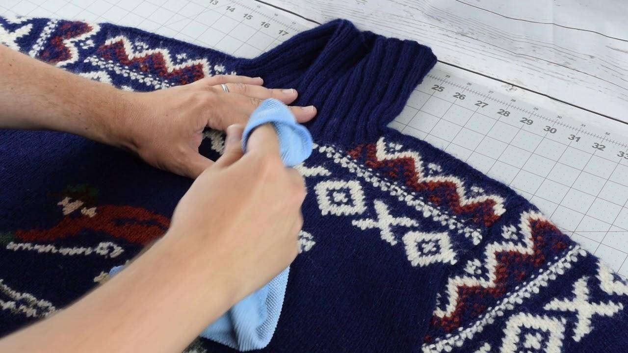 ऐसे नेकाले कपडो पर से जिद्दी दाग