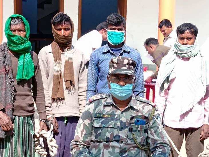 Jharkhand में अफीम की खेती करने के आरोप में 4 गिरफ्तार