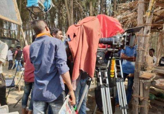Uttar Pradesh में फिल्म सिटी की स्थापना से भोजपुरी इंडस्ट्री को मिलेगी उड़ान