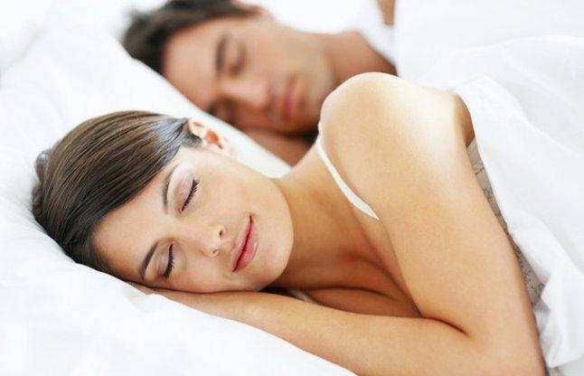 नींद की कमी से फैट मेटाबोलिज़्म होता है प्रभावित यह कहती है स्टडी