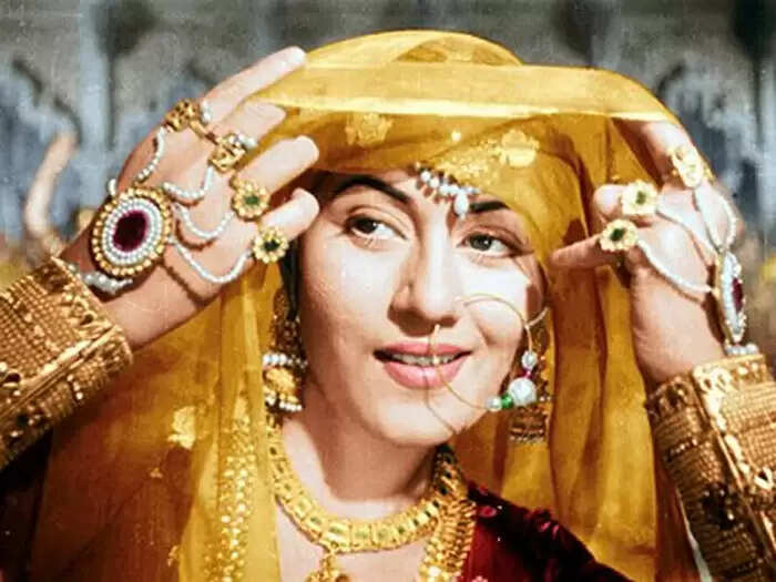 Madhubala love affair: दिलीप कुमार से लेकर किशोर कुमार तक मधुबाला का इन अभिनेताओं साथ रह चुका है अफेयर