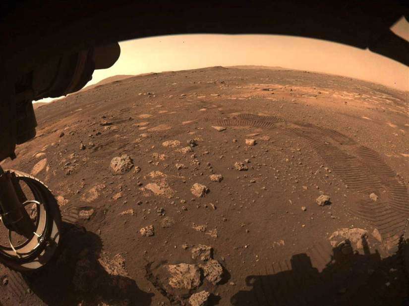 मंगल की धरती पर 6.5 मीटर चला Nasa का पर्सिविरेंस रोवर