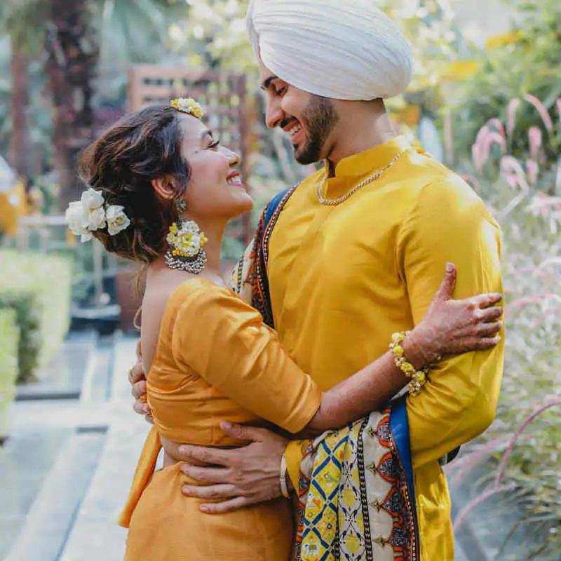 Neha Kakkar: नेहा कक्कड़ से शादी के एक महीने बाद रोहनप्रीत सिंह हुए ट्रोल, मिले ताने