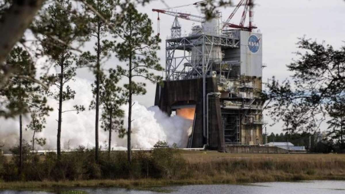 मेगा मून रॉकेट इंजन के नासा परीक्षण में कमी आई,जानें क्या हैं पूरी खबर