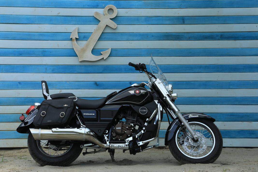 यूएम रेनेगेड कमांडो क्लासिक का कार्बोरेटर वर्जन हुआ लॉन्च, जानिए कीमत