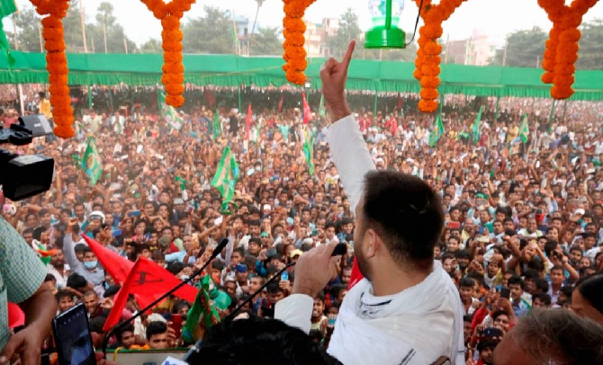 Bihar Election 2020: क्या 15 साल से सत्ता पर काबिज नीतीश कुमार की मुश्किलें बढ़ाएंगे तेजस्वी….