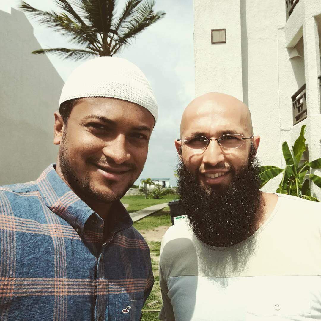 विश्व के 4 ऐसे  मुस्लिम क्रिकेटर जिनके अंदर झलकती है धार्मिक कट्टरता