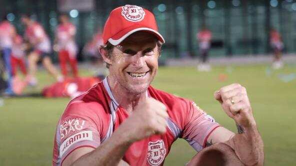 IPL 2020 के बाद कौन सी फ्रेंचाइजी टीमें अपने कोचिंग स्टाफ में कर सकती हैं बदलाव