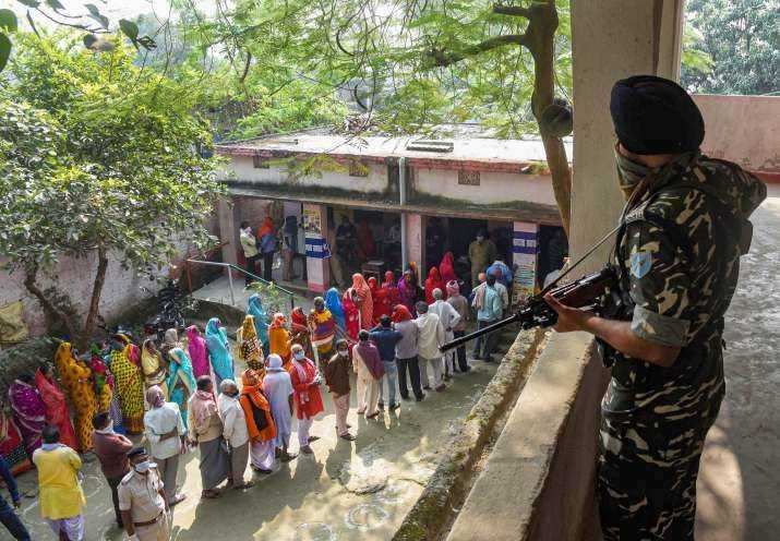 Bihar : अंतिम चरण में 1 बजे तक करीब 35 प्रतिशत वोटिंग