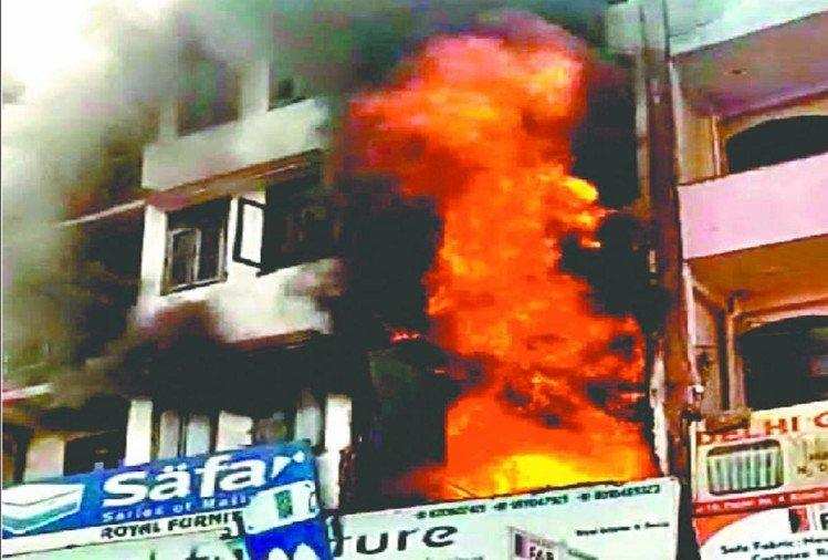 Delhi के आईटीओ बिल्डिंग में लगी आग, कोई हताहत नहीं