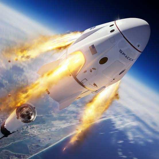 अमेरिका ने किया अंतरिक्ष यात्रियों को बचाने वाले कैप्सूल का परीक्षण