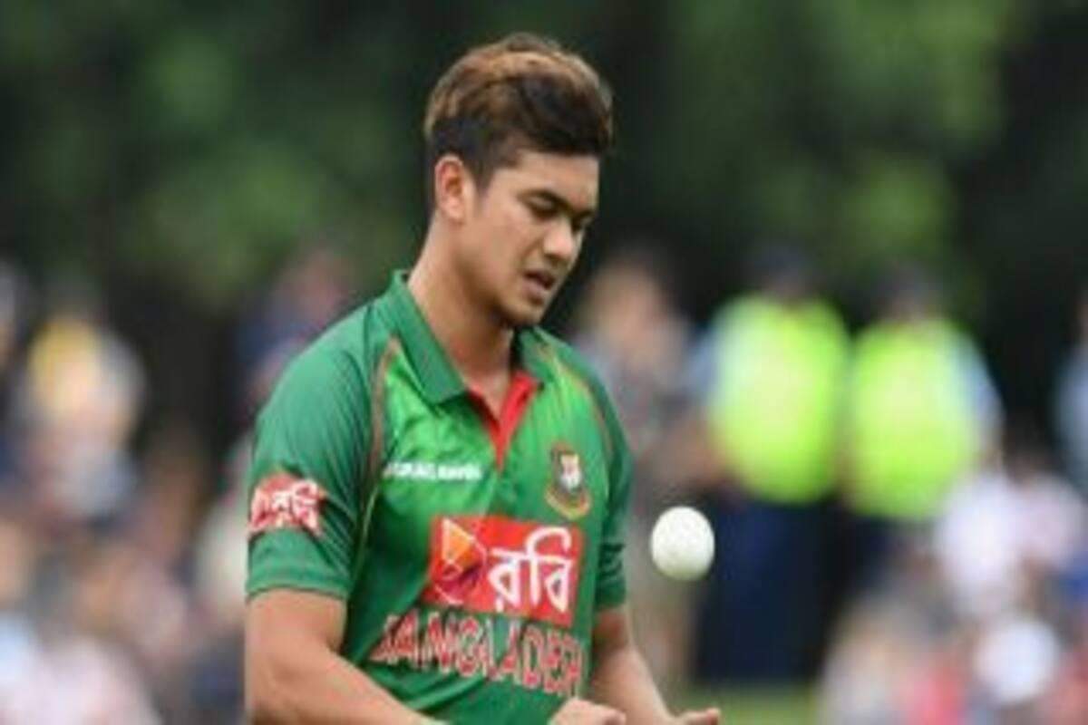 Video:बांग्लादेश  के खिलाड़ी ने  एक हाथ से लिया ये हैरतअंगेज कैच, हर कोई रह गया हैरान