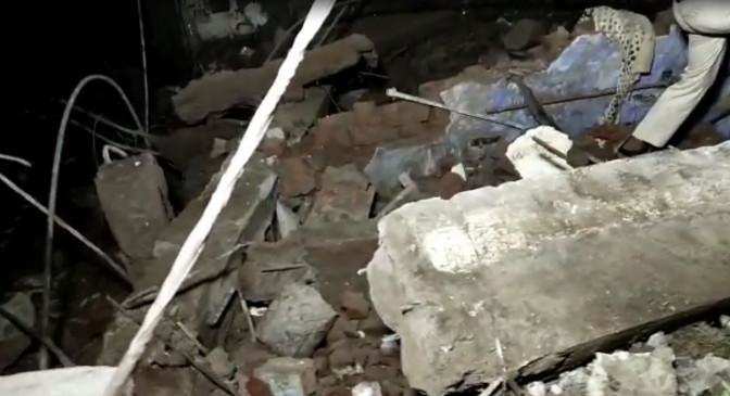 Thane में तीन मंजिला इमारत गिरी, 7 की मौत