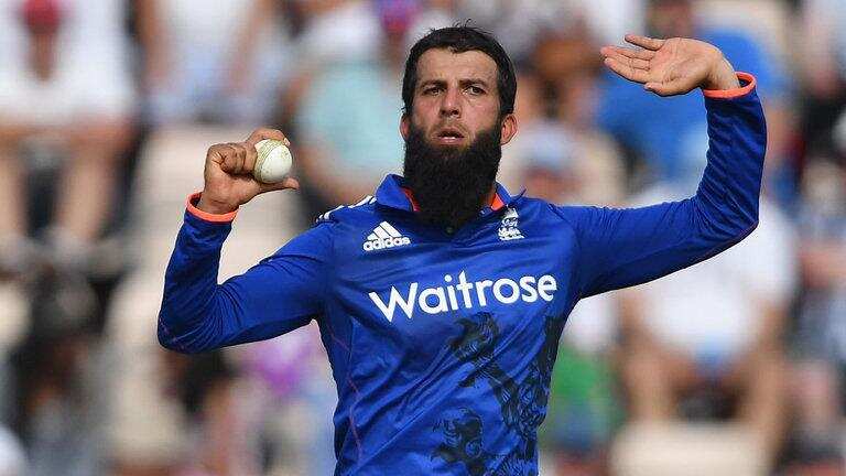 IPL 2021:मोईन अली ने बताया कारण, क्यों MS Dhoni की कप्तानी  में खेलना चाहते हैं