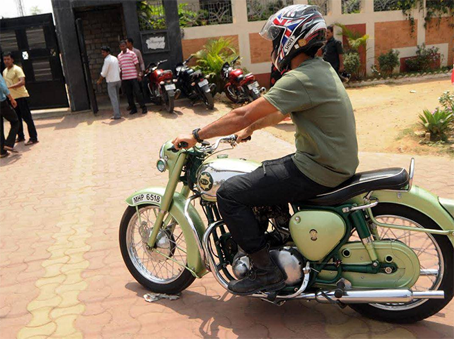 बाइक के क्लच टूटने पर करें ये उपाय, चल पडेगी आपकी बाइक