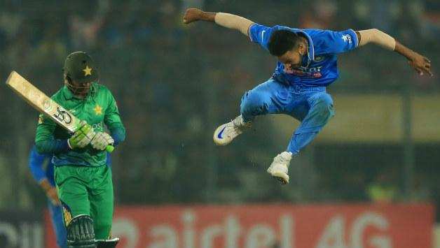 एशिया कप में होगा भारत और पाकिस्तान के हाई वोल्टेज मुकाबला,देखें दोनों में किसकी संभावित टीम है सबसे खतरनाक