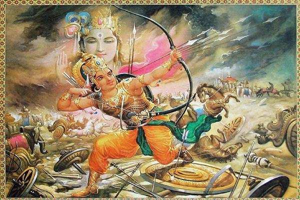 भगवान कृष्ण ने महाभारत के युद्ध में अर्जुन के प्राणों को 4 बार बचाया था,जानें आप भी