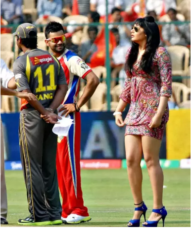 भारतीय कप्तान कोहली की ऐसी गजब की तस्वीरें रही हैं चर्चा में