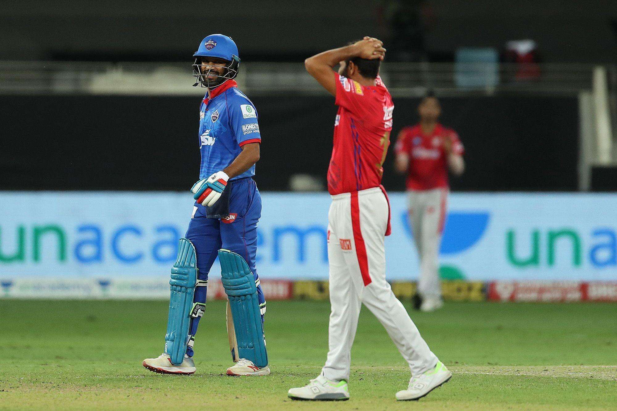 शिखर धवन ने  IPL में रचा इतिहास, इस मामले में की विराट- रैना की बराबरी