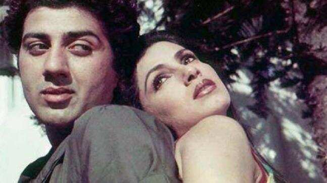 Sunny-Dimple: फिर साथ नजर आए सनी देओल और डिंपल कपाड़िया, सामने आई तस्वीरें