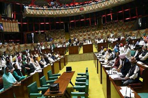 Punjab Assembly में एक बार फिर कृषि कानूनों को वापस लेने के लिए प्रस्ताव पारित