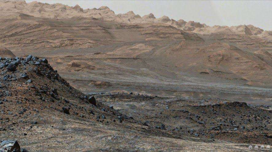 मंगल   ग्रह   की  नई    छवियां रिलीज की  गई है। 
