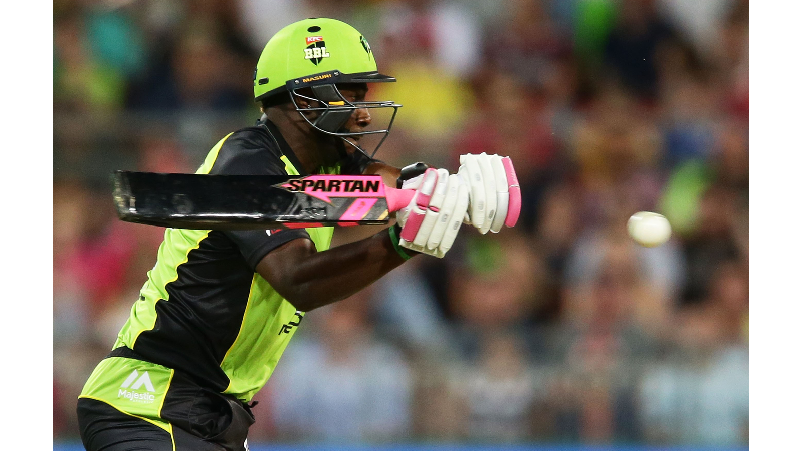 ये हैं क्रिकेट इतिहास में इस्तेमाल किए गए 5 सबसे अजीब  और विवादित बल्ले