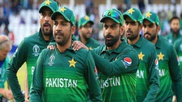 विश्व कप : बाबर के शतक से पाकिस्तान ने न्यूजीलैंड को दी पहली हार