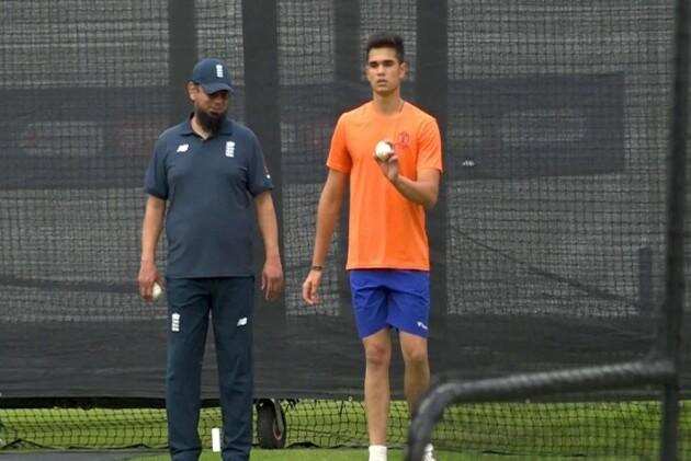 IPL 2021 Auction:मुंबई इंडियंस के हो सकते हैं अर्जुन तेंदुलकर, खुद किया बडा इशारा