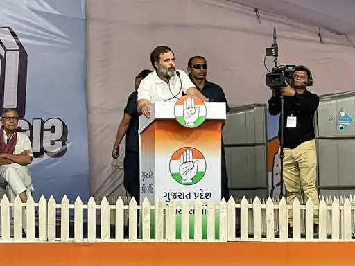 Gujarat Election 2022: मंच से राहुल गांधी से मांगी माफी और बोले- 'मैं भटक गया था, इसी आप में चला गया था'