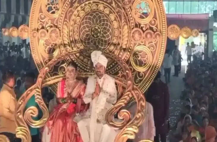 दूल्हे का अनोखा तोहफा: नांदेड़ में शादी के बाद पूरे गांव को मिला 33.6 करोड़ का &lsquo;रिटर्न गिफ्ट&rsquo;, 3,465 लोगों को एक साल तक सुरक्षा कवर
