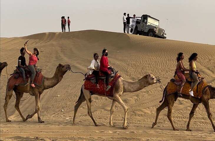 थार डेजर्ट बना ग्लोबल सिनेमा का हॉटस्पॉट, वीडियो में जाने यहां क्यों खिंचे चले आते है बॉलीवुड-साउथ और हॉलीवुड के&nbsp;फिल्ममेकर
