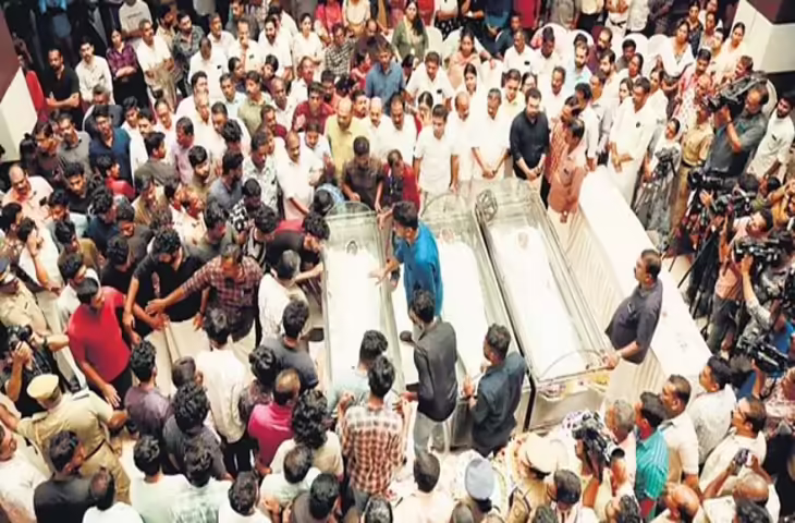 Kochi कुसैट ने भगदड़ के लिए धिश्ना आयोजकों को जिम्मेदार ठहराया