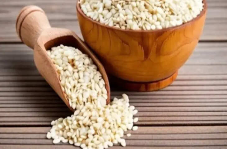 सर्दियों में रोजाना तिल खाने से मिलते हैं अद्भुत फायदे, दिल का रखता है ख्याल