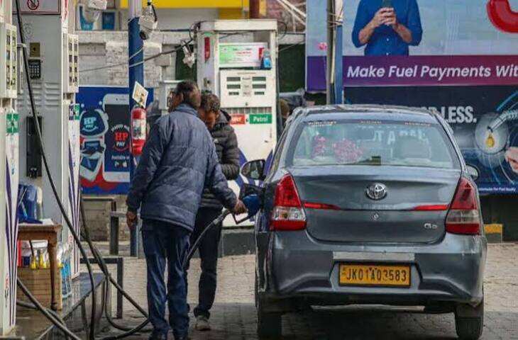 Petrol Price Today: जयपुर में पेट्रोल के दाम ₹114.15 प्रति लीटर, कीमत में बदलाव नहीं